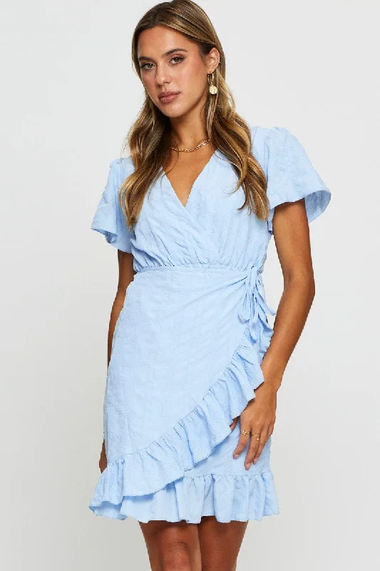 Trendy Casual Outfits Blue Wrap Dress Short Sleeve V Neck