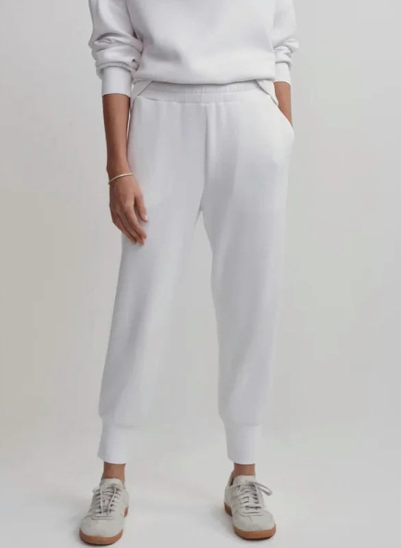 Timeless Women's Fashion Styles The Slim Cuff Pant 25 In White