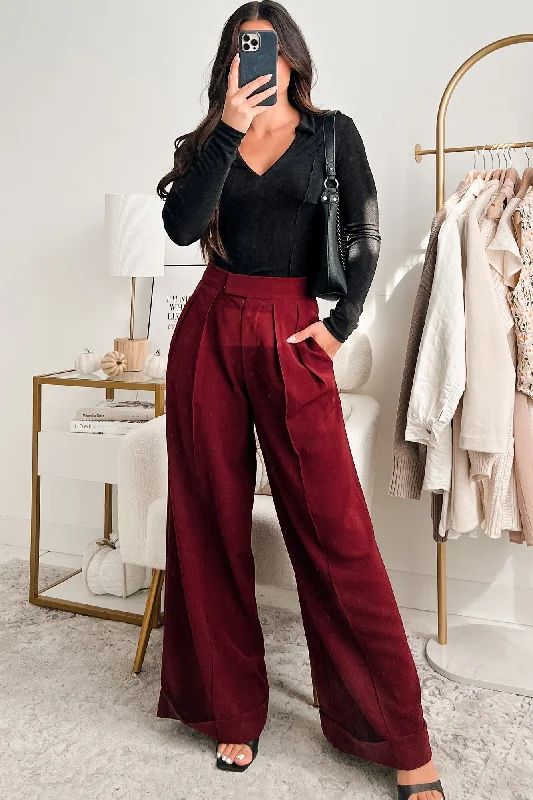 Casual Chic Clothing For Women Wall Street Wanna Be Pleated Wide Leg Pants (Wine)